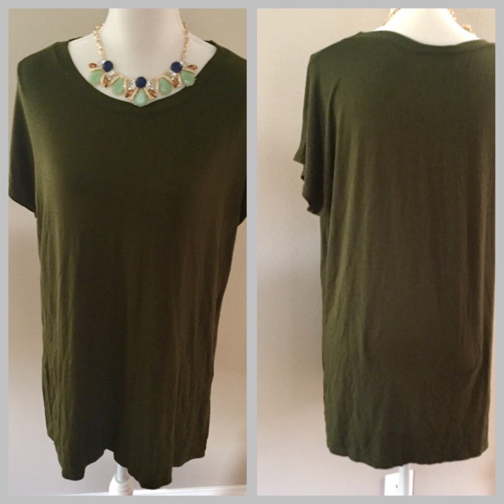 Soft knit tunic top available in olive,wh, or blk